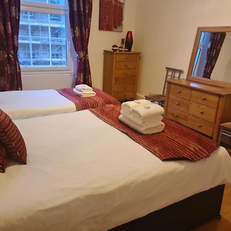 Parliament Square - Royal Mile Apartment เอดินบะระ ภายนอก รูปภาพ