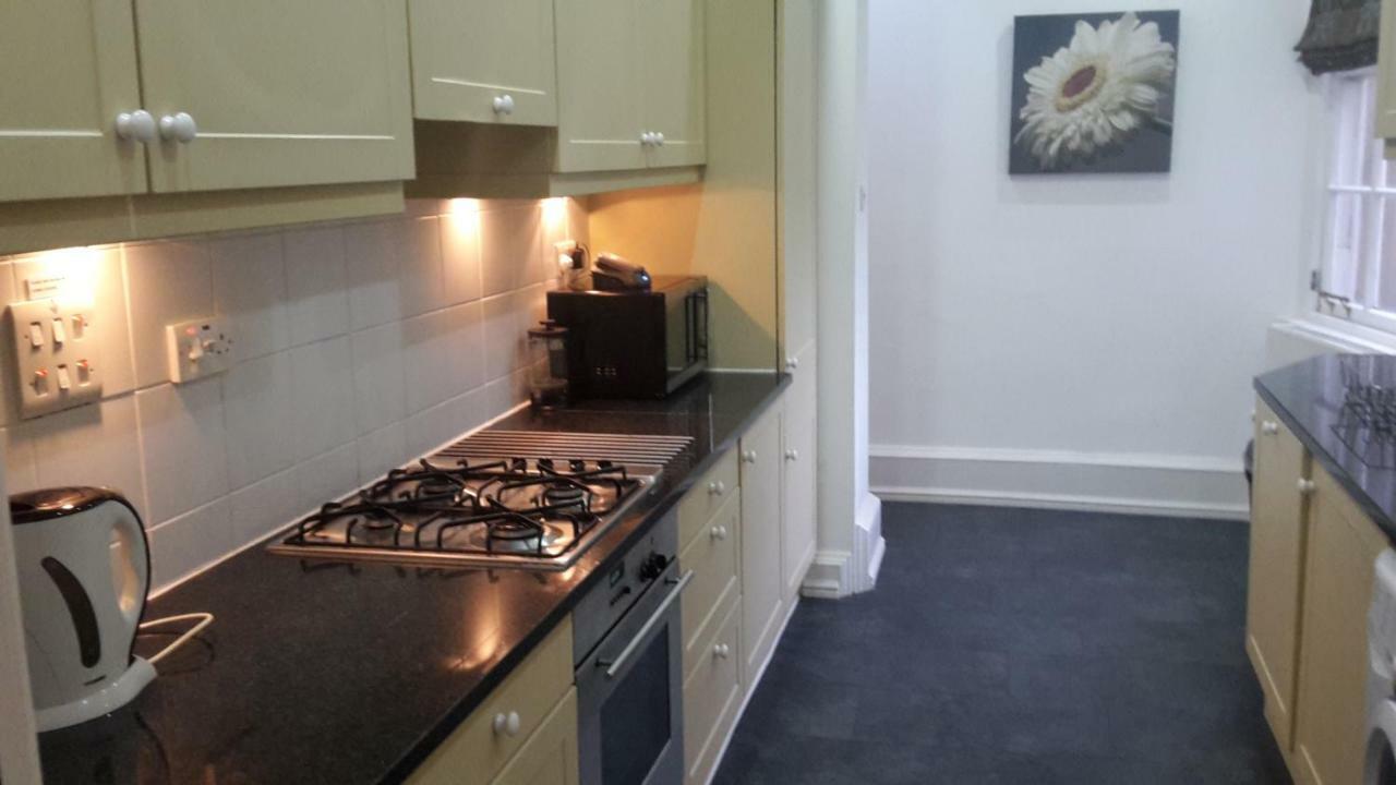 Parliament Square - Royal Mile Apartment เอดินบะระ ภายนอก รูปภาพ