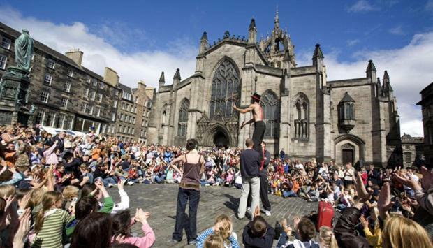 Parliament Square - Royal Mile Apartment เอดินบะระ ภายนอก รูปภาพ