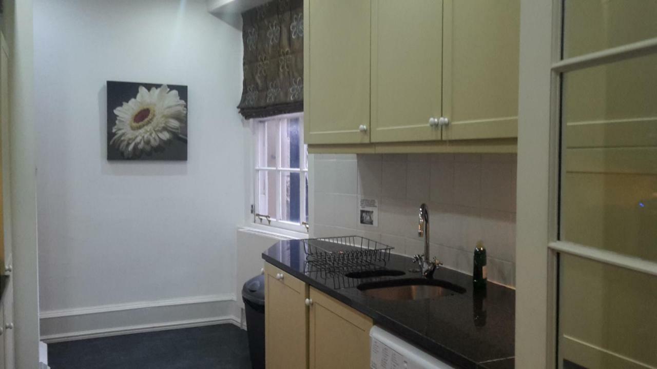 Parliament Square - Royal Mile Apartment เอดินบะระ ภายนอก รูปภาพ